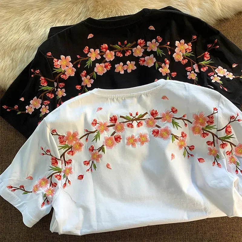 Niche high-end design heavy embroidery floral T-shirt tops for men  women summer loose chic couple short-sleeved T-shirt y2k ins